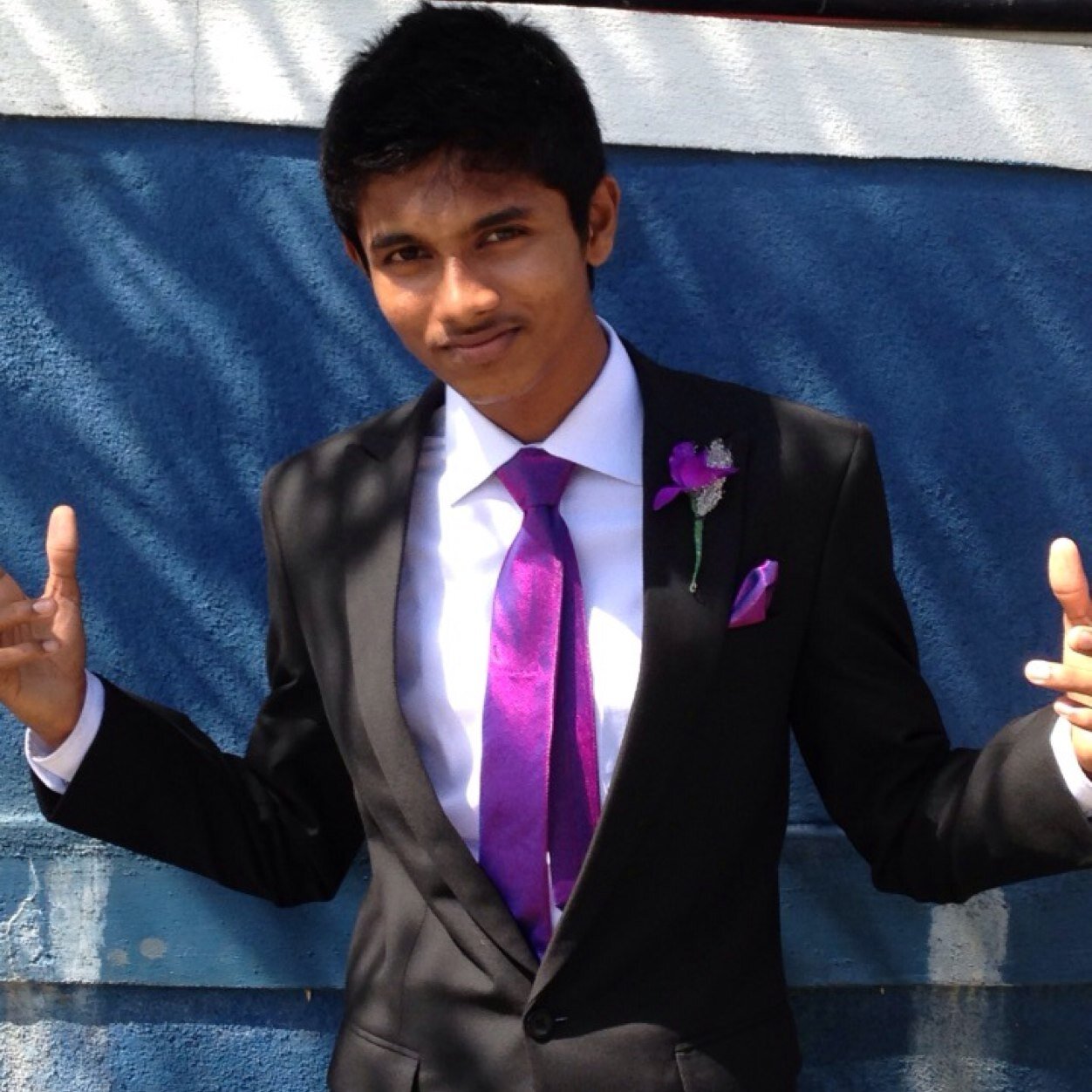 Im gauthamsharma 17 i wanna to b a actor. Love cinema 4 ever
Love ssrk
Love kamal
Love srk
Love vijay
Love thala

Cinema cinema cinema 3