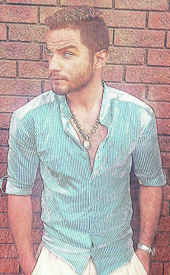 redouanelfasi's profile picture. i have allah