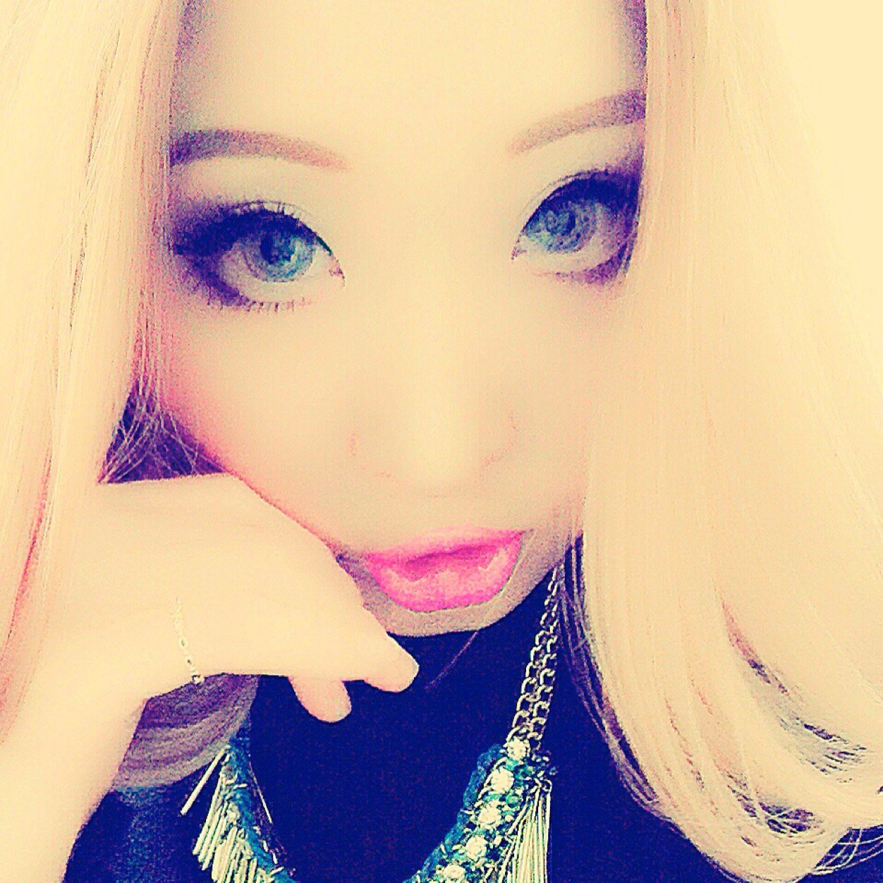 Follow me!!!♡♡