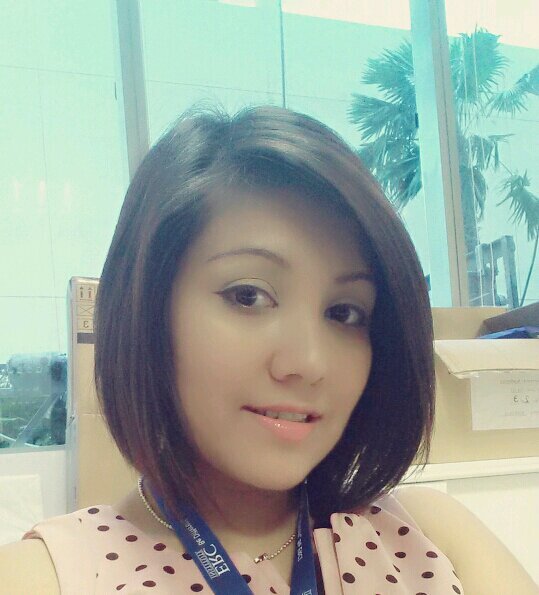 Love to read, watch movies, hang out and make friends. :) :)