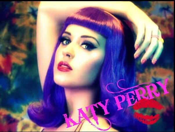 Make me your Aphrodite.
Make me your one and only.
Don't make me your enemy.
(Familia Passiva)