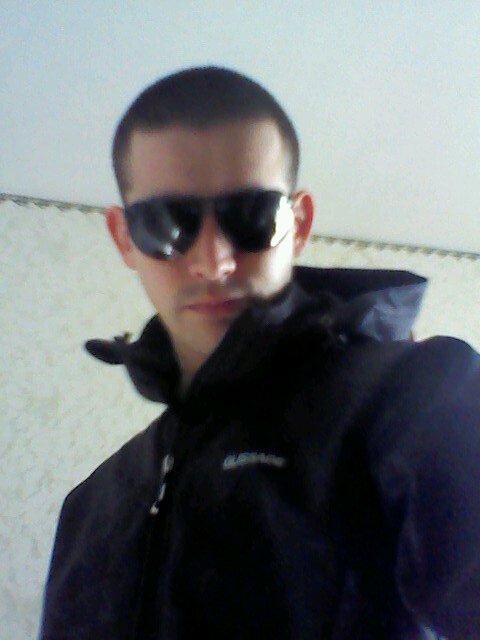 makasya888's profile picture. 