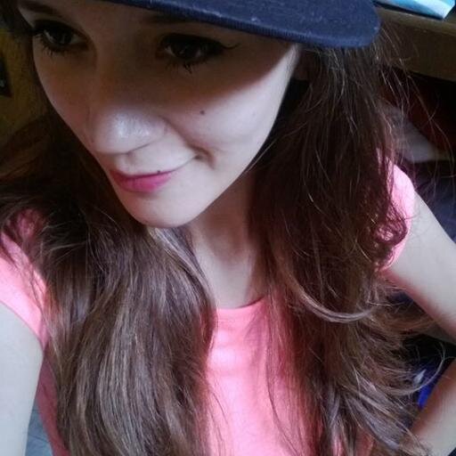 Dicen que si Pruebas de mis Labios te enamoras :3