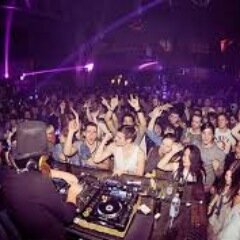 himawari48965's profile picture. 都内各所で開催されるFes情報、イベントのお得なディスカウント情報 Party好きは是非フォロー宜しくお願いします。掲載依頼はDMで受け付けております。