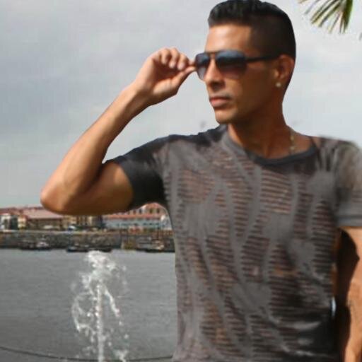 diseñador, cantante musica urbana