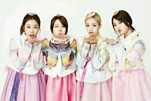 We're Gee Day Dance Cover of Girl's Day.  |14.02.09| OPEN AUDITION SOJIN & MINAH 087713450321