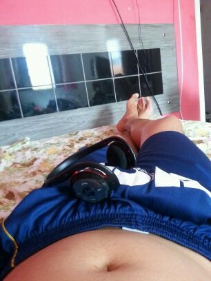 rodriques_r's profile picture. 