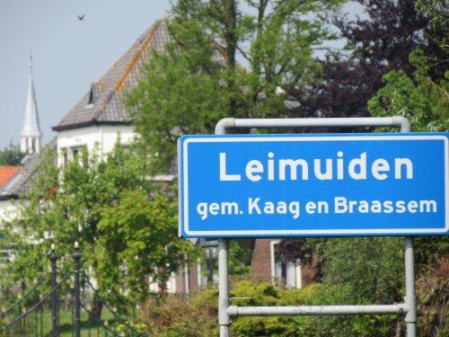 gwn Leimuiden chilling ik tweet komende evenementen en reetweet tweets die mij wat boeien :)