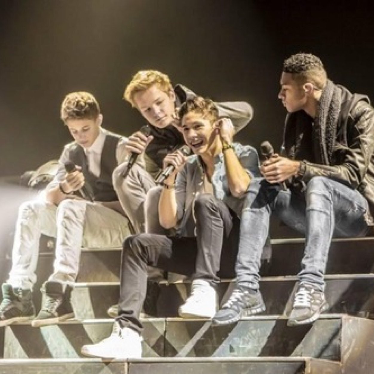 Follow ons voor Mainiacs Tweets ♥ Nils,Daan,Owen,Rein zijn onze heroes ❤️ followback rein, daan, nils of owen ♥️ volg ons