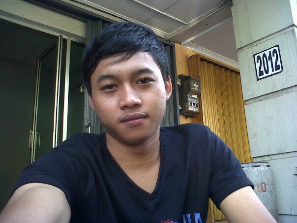 Ahmadkibadroen's profile picture. urip iku urup