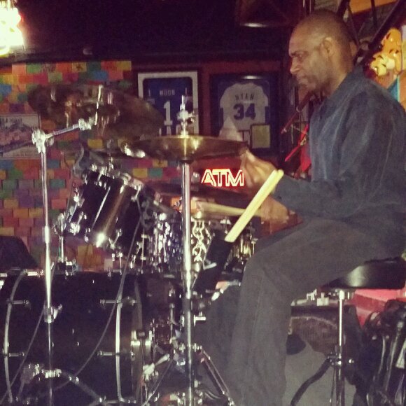 Einarharm's profile picture. 