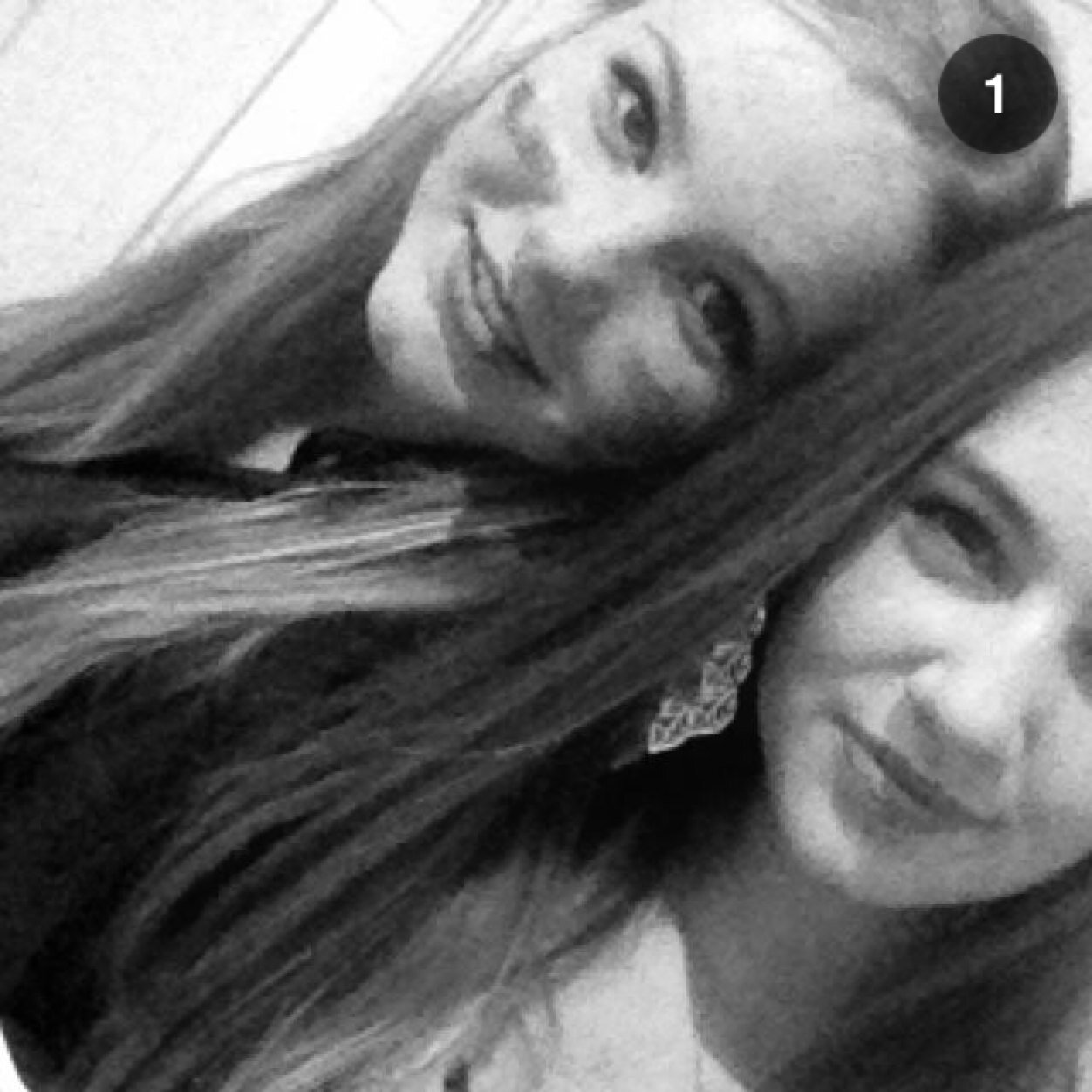 Voeg me toe op snapchat: xreneevo 
Instagram: xreneevo 
Nummer vraag maar
