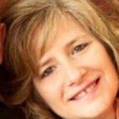 julie_edenburn's profile picture. 