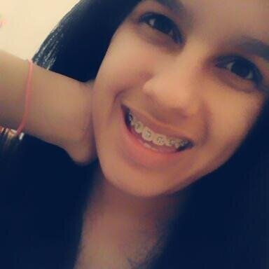 Deixe o seu sorriso mudar o mundo, mas não deixe o mundo mudar seu sorriso ! (:

http://t.co/cAwi0YtsRe