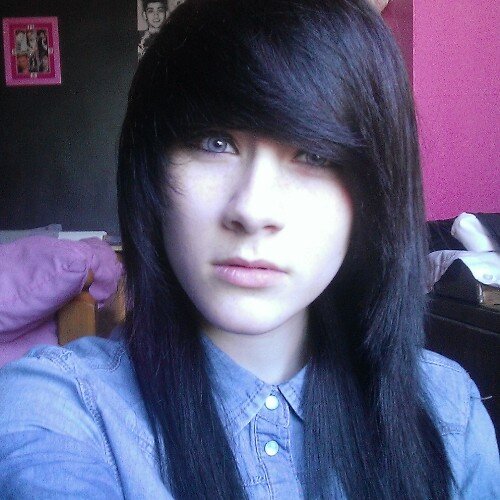 Sisters room, no, i do not like one direction -_- Pokemon all the way! 100% follow back http://t.co/yYggo8jjlr...