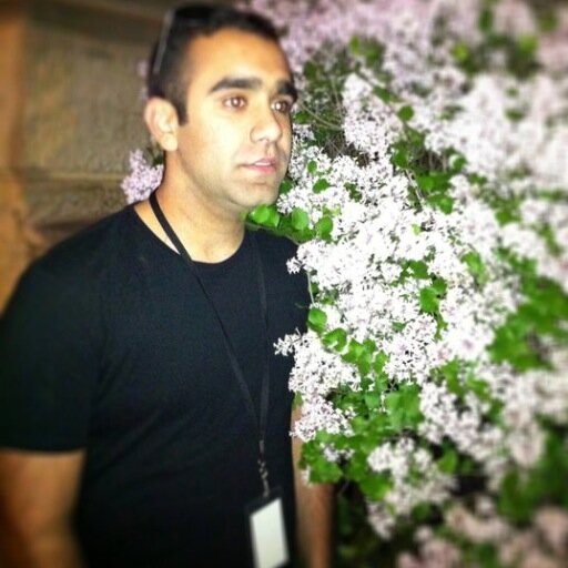 Ozguur's profile picture. Rocket ship builder.