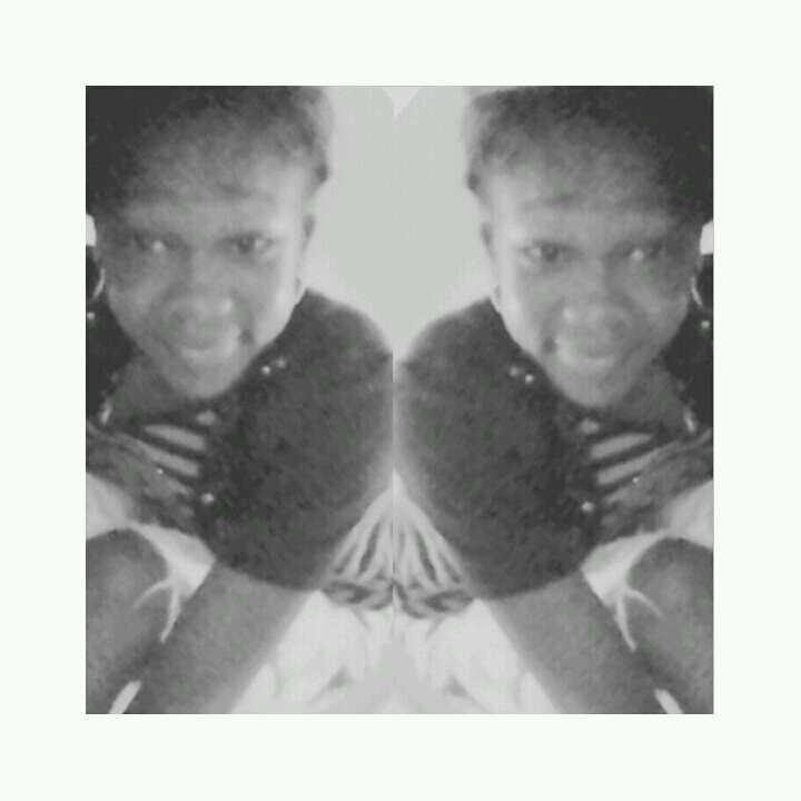 _YouThristyA_'s profile picture. Ask Lil Wayne who the 5ive star Bx@#h is.