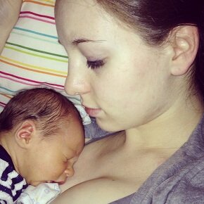 Holly Chiles. Currently Separated. 20 years old. Mommy to Kolten James.  Day Care Teacher and Independent Consultant for Pink Zebra.