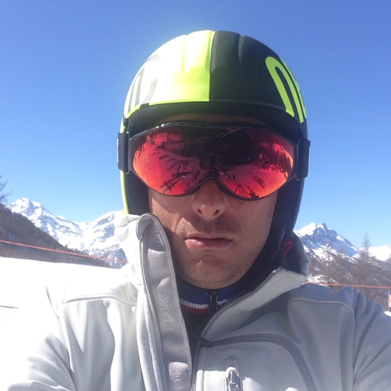 FilippoCastano's profile picture. Se un problema ha una soluzione, non è un problema.