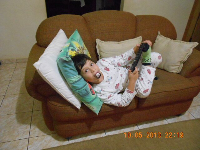 oi pessoal como vcs ja sabem meu nome é renan tenho 8 anos e moro em são paulo bjs!