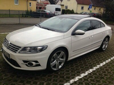 luxurycarsmlj's profile picture. 