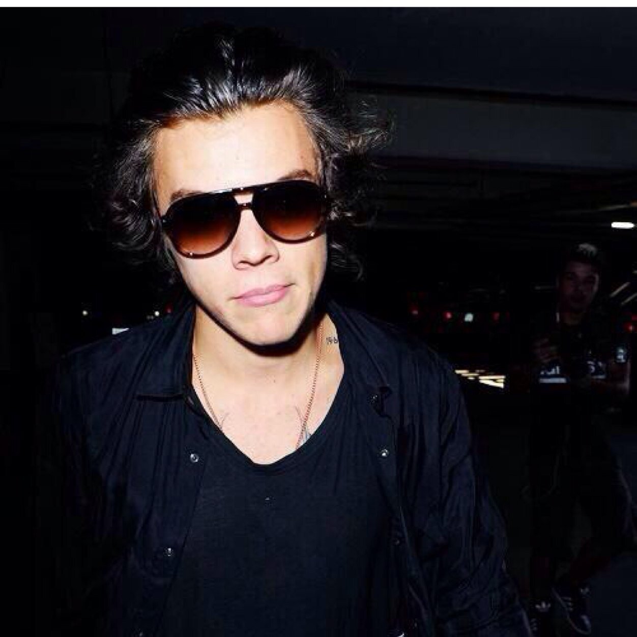 follow @tangIedzarry ilysm