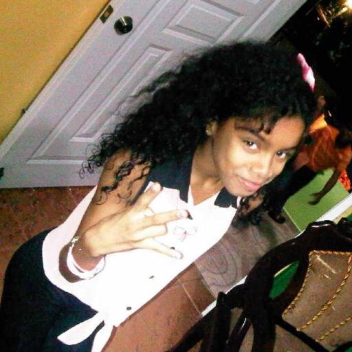 Awww  yo amo mi vida y mas cuando. Se que eyos demuestran todo su amor en cada canciones aw amo a. @lanuevaescuela @killerblow01 @superkenny01 @frecoxunic