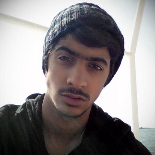 narcissistic asshole, i'm ugly, don't follow.