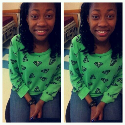 tay jones ' 17 08-23 day ill be legal & 18 ' senior:) fwm .