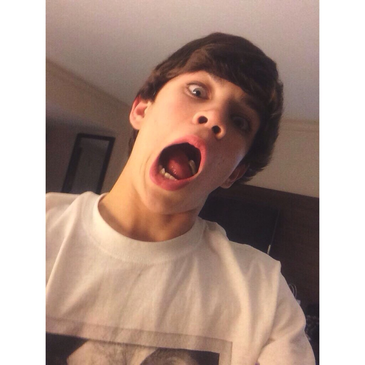 @Nashgrier: la la la la la la love me
