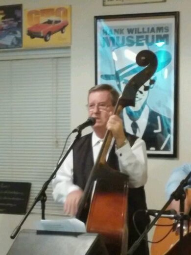 jimmycmb's profile picture. Retired Business Professional; Currently appearing with NuHiWay, a Bluegrass Band featuring an all-acoustic, traditional Bluegrass format.