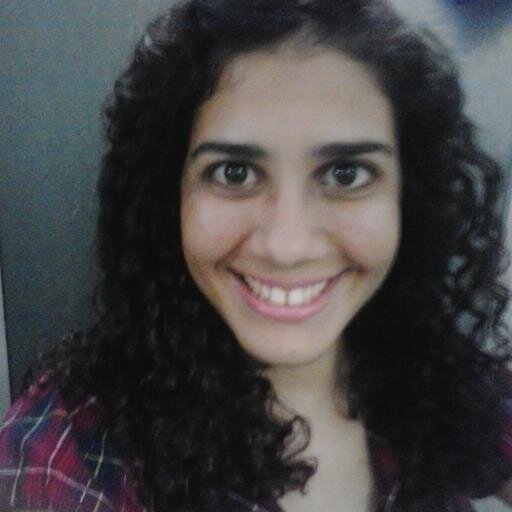 Cristã e estudante de engenharia ambiental e sanitária na UFAL.