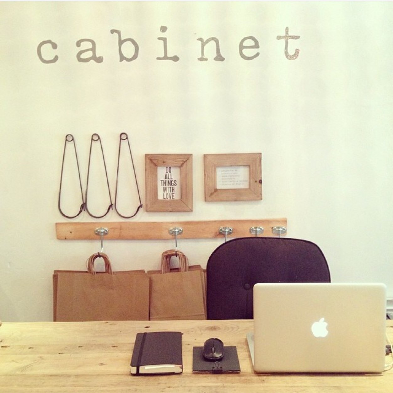 Interior Design&Style, Home Deco and Custom Furniture. Follow @cabinetbcn on instagram|Facebook