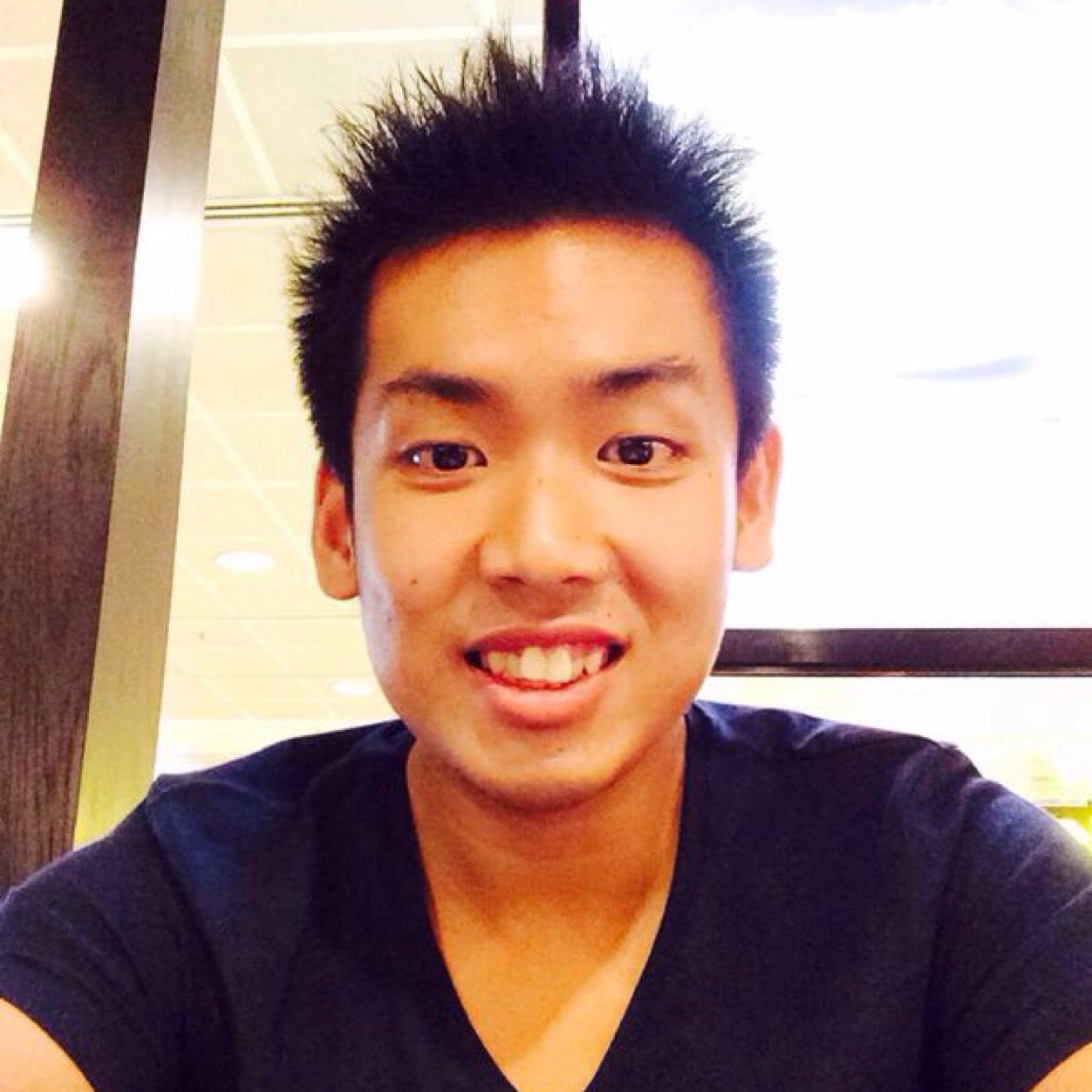 stormraider212's profile picture. hey peepz!!! if u love  food if u love ✈  or even if u love cycling!!   follow me on instagram!!!! at stormraider212