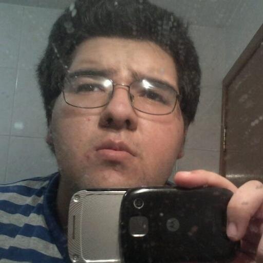 Estoy estudiando dos carreras Ingeniera en cosas automatizadas y chef juego americano soy el #35