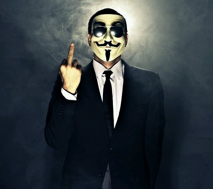 ----lost password to this account will be locked out dont follow-----go follow my new account @durtywhiteboy