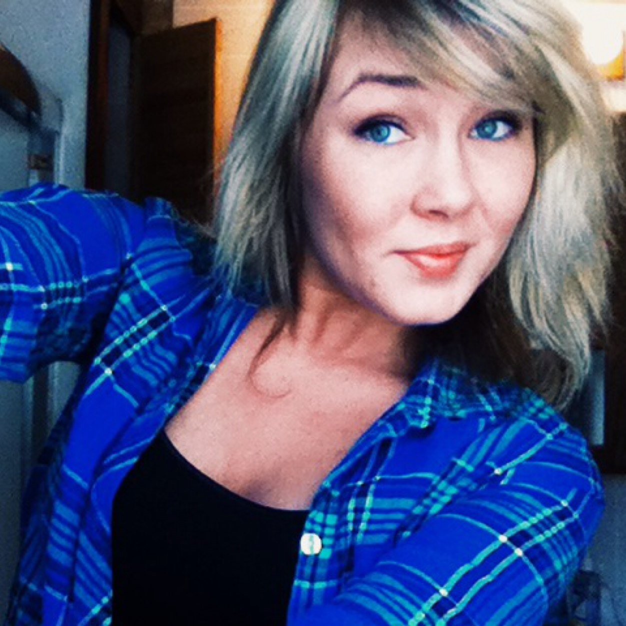 Ive got big plans. music & books. stay honest, have faith, stand up, smile. ;)