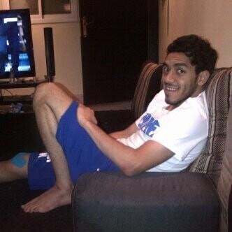 @joejonas @azizd_11 أنا أحب الهلال واعشق لاعبين.الهلال أولهم عزوز الدوسري. Saudi arabia Kik.marryam147896 مجنونه في عزوز الدوسري