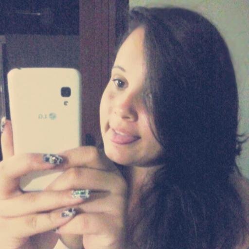 Signo: Ariana, Naamorando &  Corinthiana, &¢
http://t.co/PhIrKCpt
http://t.co/1eRvs1vg