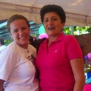 Zuliana, Católica, Socióloga, Docente Universitaria, Magister en Gerencia de Recursos Humanos, Defensora de los Derechos de la Mujer.
