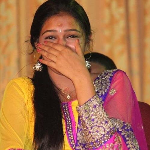 இங்கு நல்ல ட்வீட்-கள் சிறந்து முறையில் ரீட்வீட் செய்து தரப்படும். இச்சலுகை நான் ஆன்லைன்-இல் இருக்கும் வரை மட்டுமே...