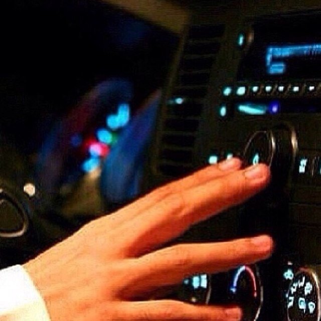 أقطف ثمار الفرح ولغيري أهديها.