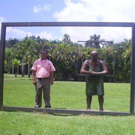 ilichgar's profile picture. Padre de Ilyandry y Joseph.
Cazador de Dragones de Nubes.
"El Cadaver exquisito beberá el vino nuevo"
Lumpen proletario de la Geo-ciencias.