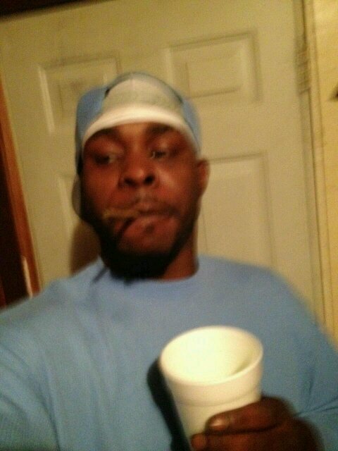 ARTIST/PROMOTER @WELIVERECORDS  http://t.co/jBifbbxa 
FREE DOWNLOAD: WE LIVE VOL. 1 http://t.co/Ve5cadxO #MIXTAPE
Booking: 7548884544