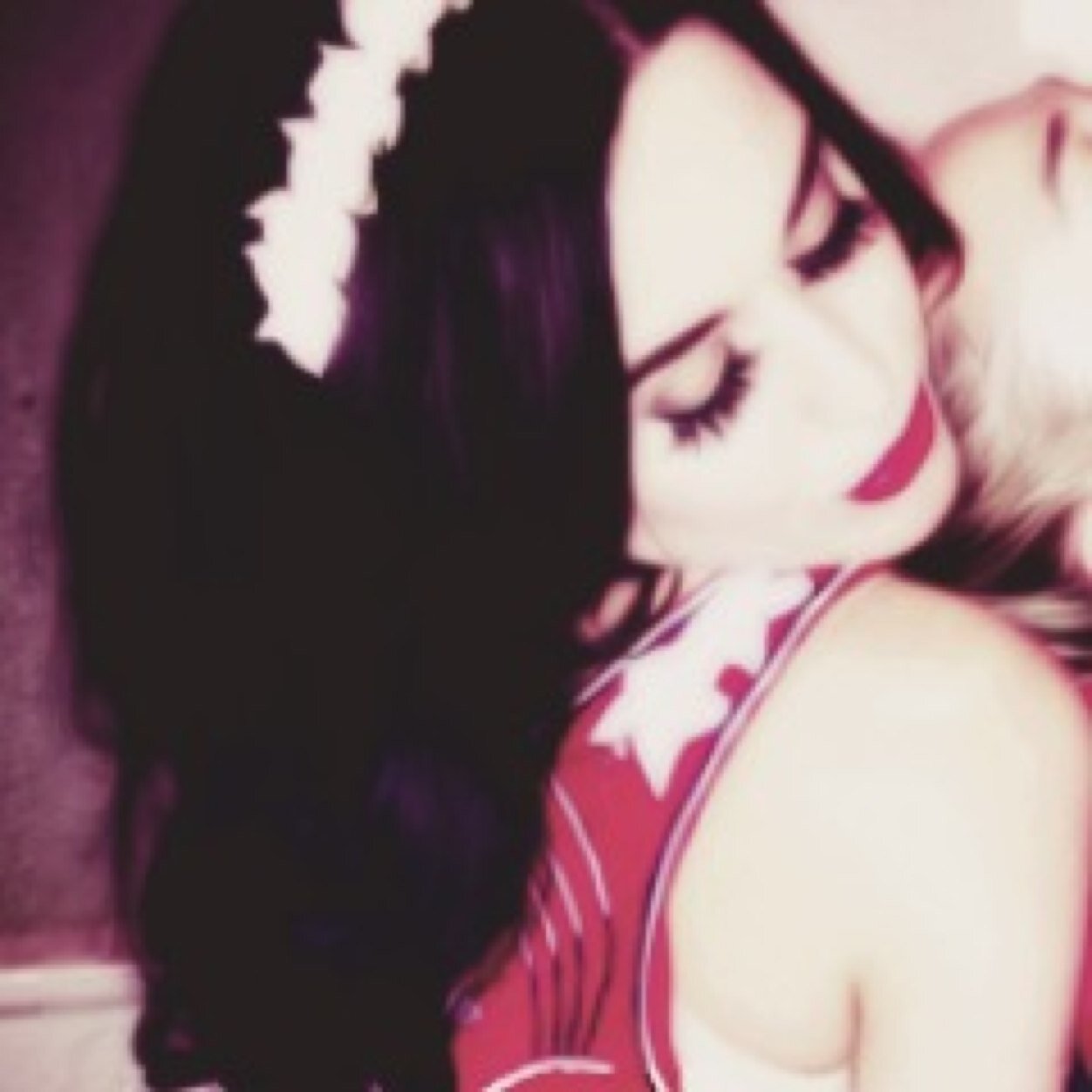 I'm on top, 'cause you're a flop.