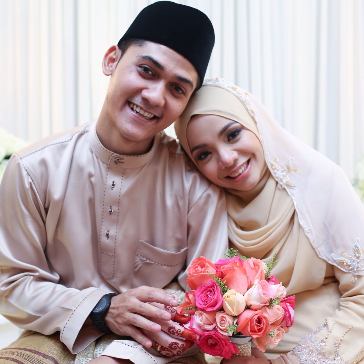 alyaaDeon's profile picture. Let's follow the flow for now and yeah whatever happens, it happens for a reason. I believe in fate. But everything comes from above. InsyaAllah. God is great.