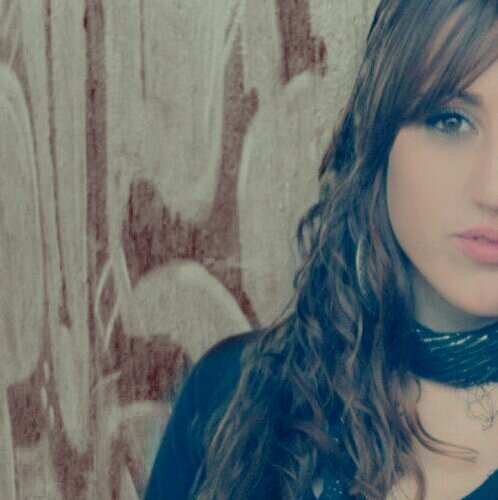 GloGlo_7's profile picture. 