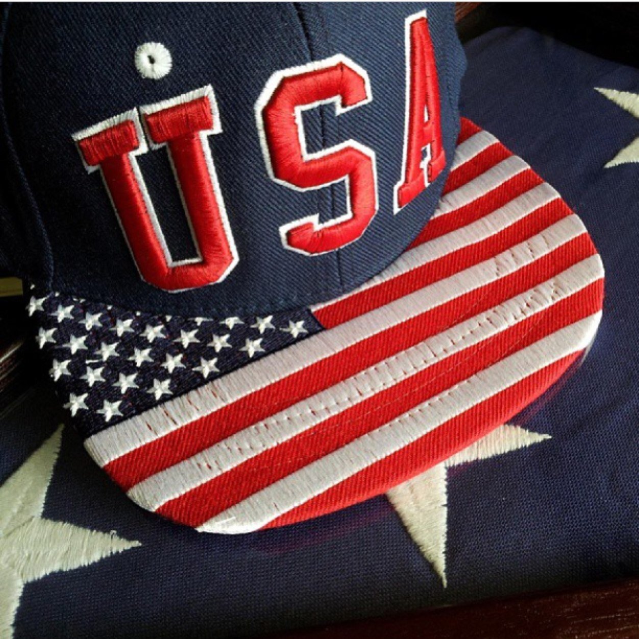 Sk8rSwag's profile picture. Love to Sk8 :) PROUD AMERICAN #CHICAGOFIRE ⚽#navy #supportourtroops #GodBlessourFirstResponders https://t.co/E6FrpuOwTD #FireTruckTuesday