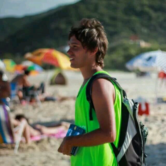 faustitoib's profile picture. todo vale la pena si te hace reír ⛽mucha risa pa que no nos duela nada