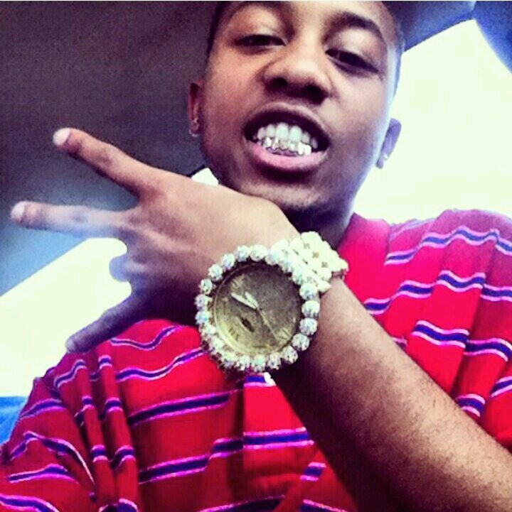 WE FIANNA REAL WiT DiS RAPPiN SHiT❕FOLLOW M¥ LA BRO @SLIM_GAMBINO @TIGGA_GAMBINO @CHO CHO_GAMBINO GO PEEP NEW MY VIDEO...